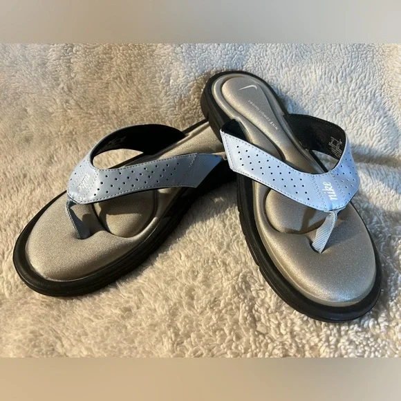 Nike Women’s Comfort Footbed Womens Flip Flops Light Blue, Size 8 (SH01) - Picture 2 of 4